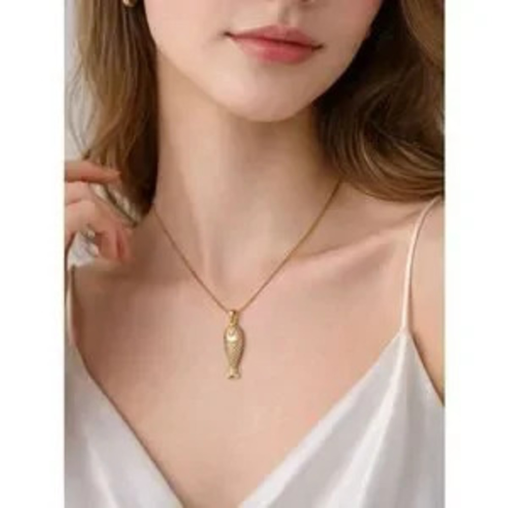 Fish necklace?N2030